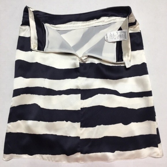Armani Collezioni Silk Zebra Print Skirt Size 6 - Picture 2 of 5